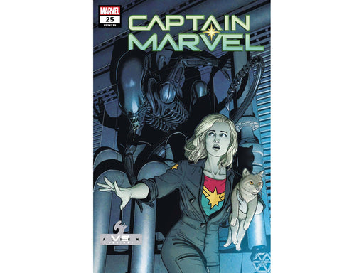 Comic Books Marvel Comics - Captain Marvel 025 - Mckelvie Marvel vs Alien Variant Edition (Cond. VF-) - 10983 - Cardboard Memories Inc.