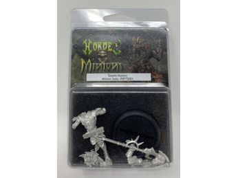 Collectible Miniature Games Privateer Press - Hordes - Minions - Totem Hunter Character Solo - PIP 75001 - Cardboard Memories Inc.