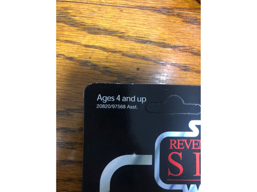 Action Figures and Toys Hasbro - Star Wars - Revenge of The Sith - Darth Vader - Action Figure - Cardboard Memories Inc.