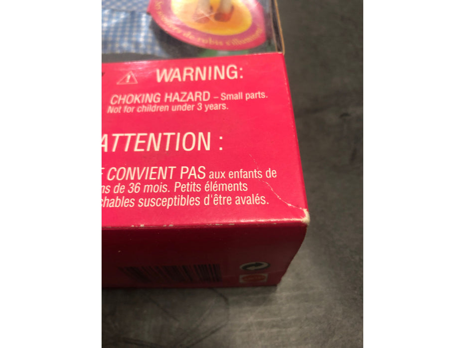 Action Figures and Toys Mattel - 1999 - Wizard Of Oz - Light Up Talking Barbie As Dorothy - Cardboard Memories Inc.