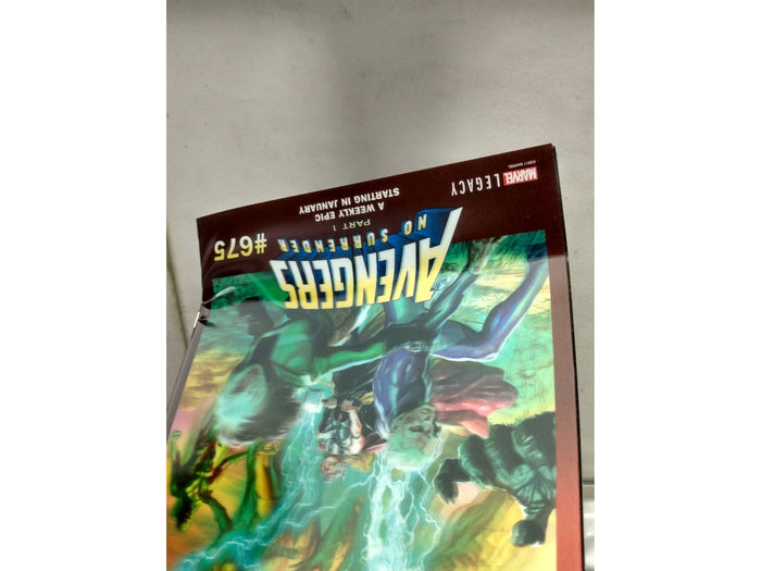 Comic Books Marvel Comics - Secret Warriors 008 - Lenticular Variant Cover (Cond. 0.5 PR) - 0073 - DAMAGED - BENT ALONG THE BOTTOM OF COMIC - Cardboard Memories Inc.
