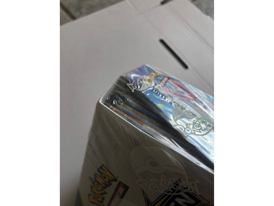 Trading Card Games Pokemon - Sun and Moon - Unbroken Bonds - Booster Box - Cardboard Memories Inc.