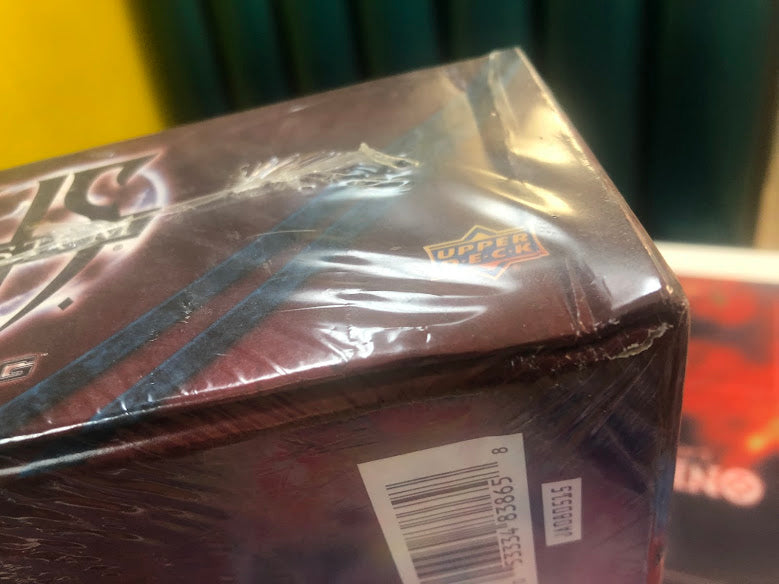 Deck Building Game Upper Deck - Marvel - VS System 2PCG - The Marvel Battles Set (DAMAGED) - Cardboard Memories Inc.