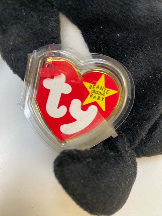 Plush TY Beanie Babies - Waves the Whale - Cardboard Memories Inc.