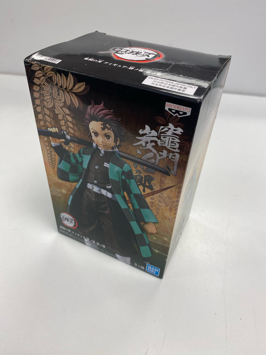 Action Figures and Toys Banpresto - Demon Slayer - Tanjiro Kamado - Figure - Cardboard Memories Inc.