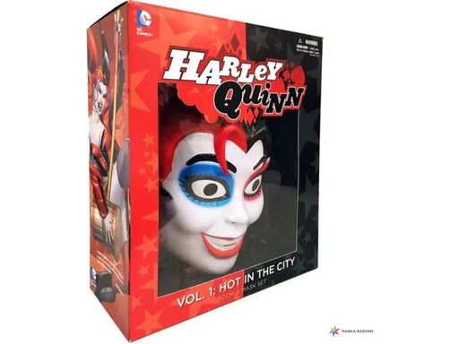 Comic Books, Hardcovers & Trade Paperbacks DC Comics - Harley Quinn Volume 01- Hot in the City - Book and Mask Set - Cardboard Memories Inc.