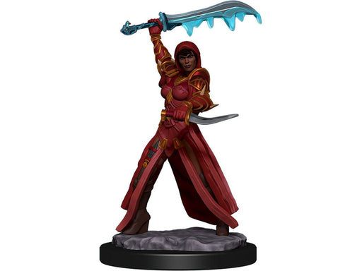 Role Playing Games Wizards of the Coast - Dungeons and Dragons - Icons of the Realms - Female Human Rogue - Premium Figure - 93032 - Cardboard Memories Inc.