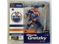 Action Figures and Toys McFarlane Toys - 2004 - Edmonton Oilers - Wayne Gretzky - Action Figure - Cardboard Memories Inc.