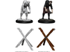 Role Playing Games Wizkids - Dungeons and Dragons - Unpainted Miniature - Deep Cuts - Assistant and Torture Cross - 73424 - Cardboard Memories Inc.
