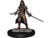 Role Playing Games Wizkids - Dungeons and Dragons - Unpainted Miniature - Nolzurs Marvellous Miniatures - Half-Elf Rogue Female - 90228 - Cardboard Memories Inc.